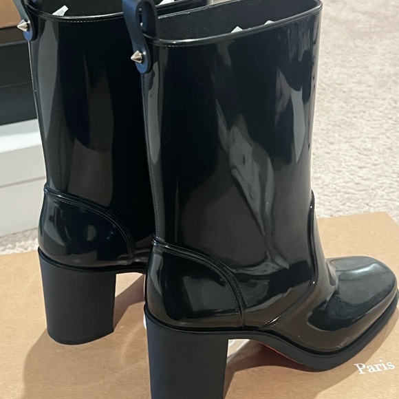 Christian Louboutin Black Heeled Boots Sleek Design - Picture 3 of 9